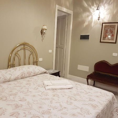 Villa Liberty Ofelia Locazioni Brevi Cagliari Exteriör bild
