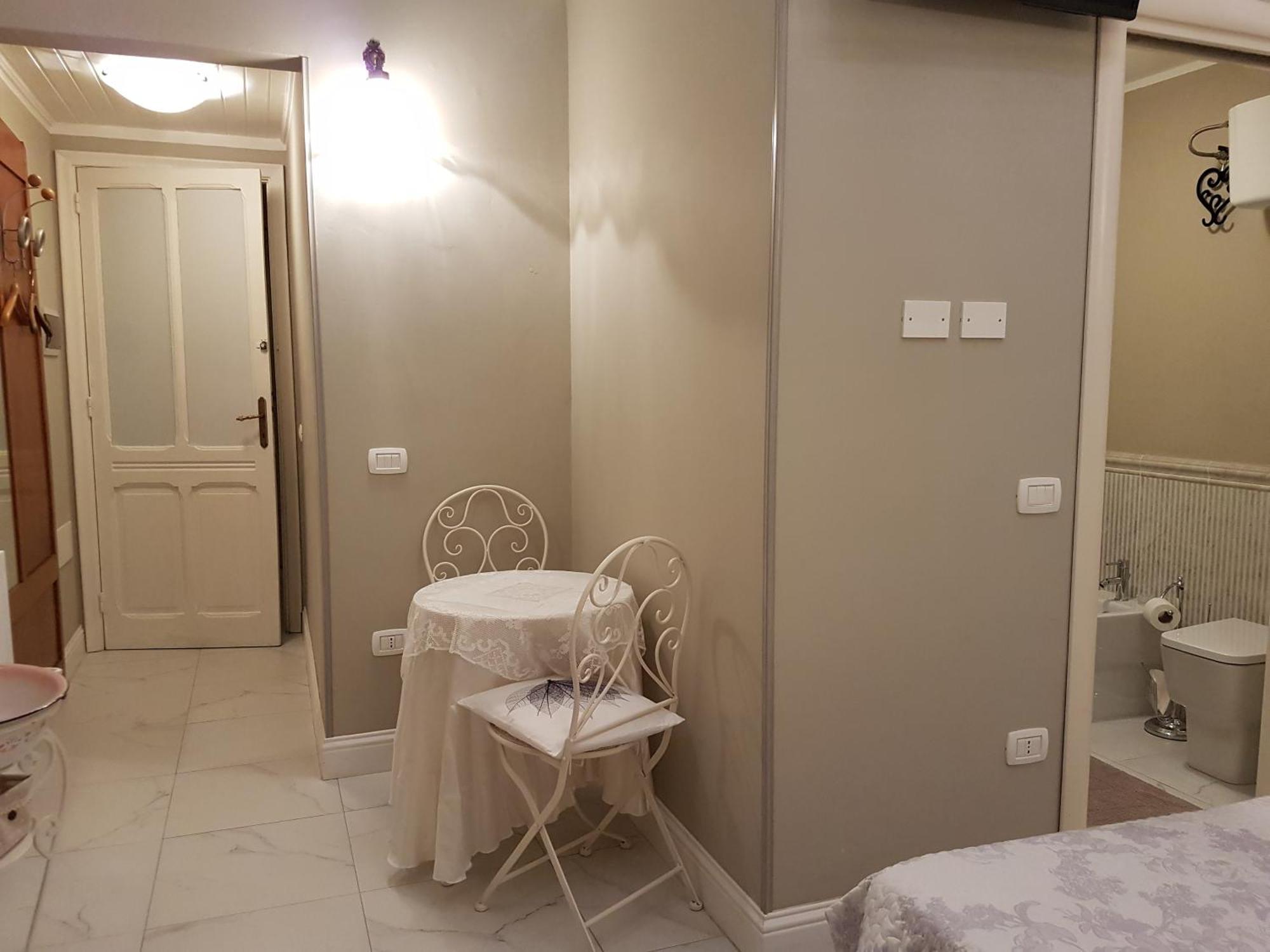 Villa Liberty Ofelia Locazioni Brevi Cagliari Exteriör bild