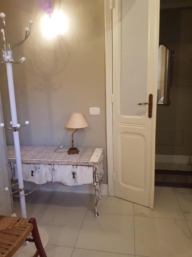Villa Liberty Ofelia Locazioni Brevi Cagliari Exteriör bild