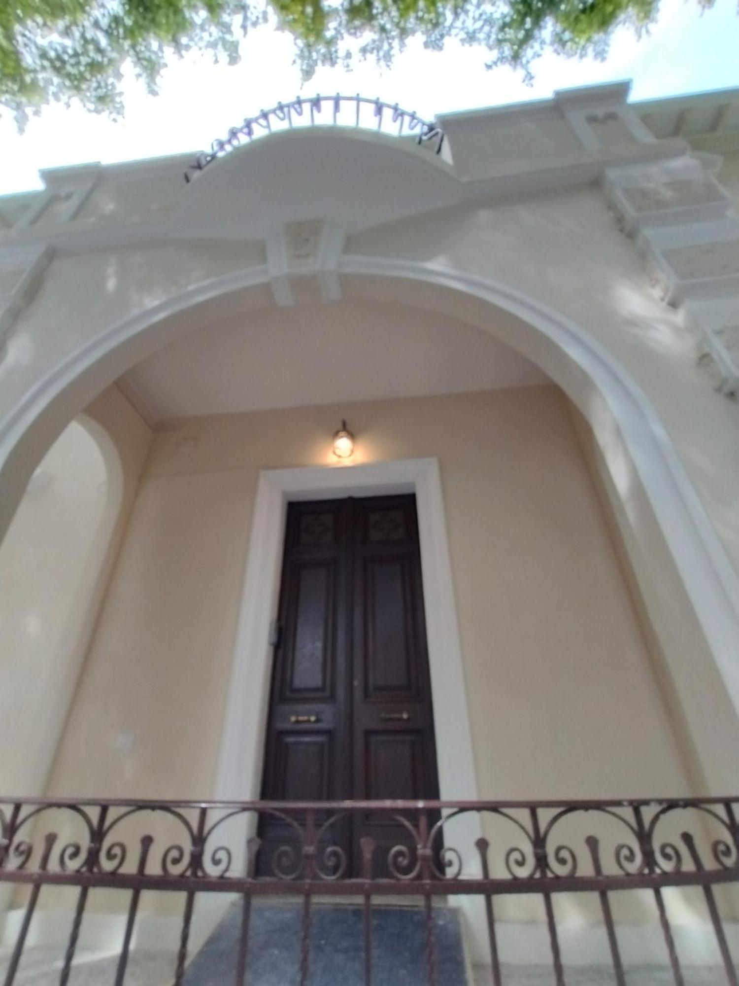 Villa Liberty Ofelia Locazioni Brevi Cagliari Exteriör bild